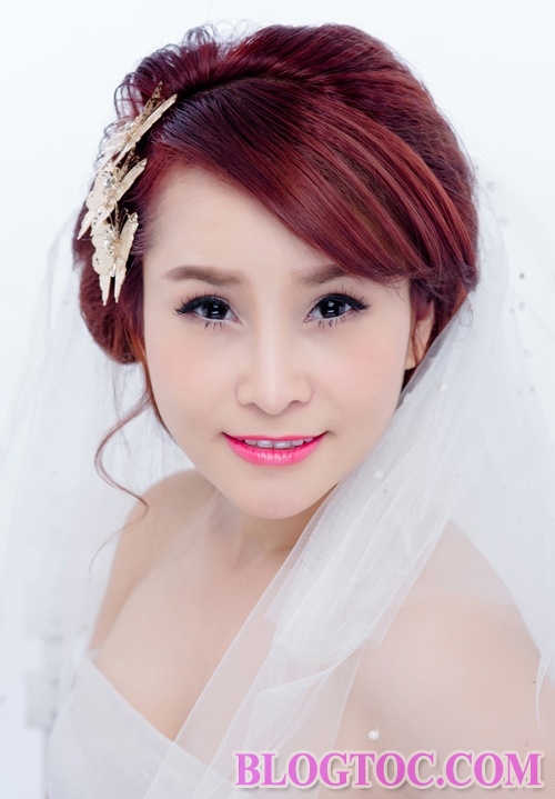 Kiểu tóc cô dâu cực đẹp khi kết hợp với cách trang điểm hài hòa tạo nên xu hướng làm đẹp cô dâu mới 2015 5
