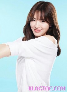 Kiểu tóc mái thưa đẹp của Song Hye Kyo giúp nàng luôn xinh đẹp trẻ trung bạn gái nên học hỏi 5