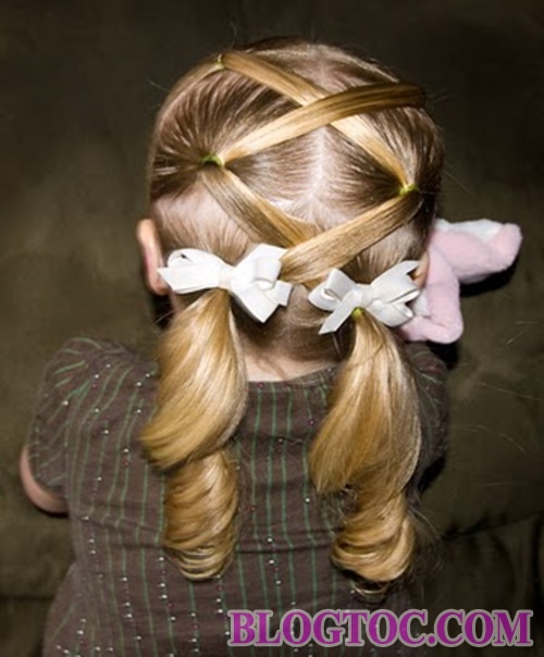 Làm đẹp cho bé gái với các kiểu tóc cột ấn tượng cùng những điều cần lưu ý 6